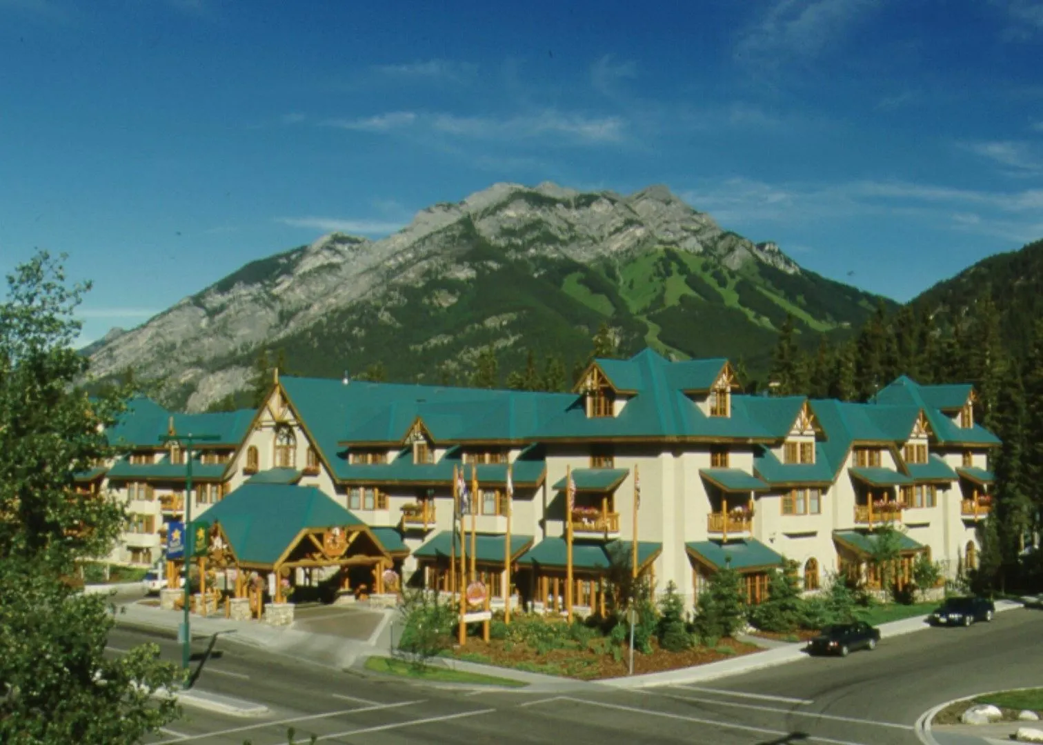 *** Hotel Banff Caribou Lodge And Spa Canadá