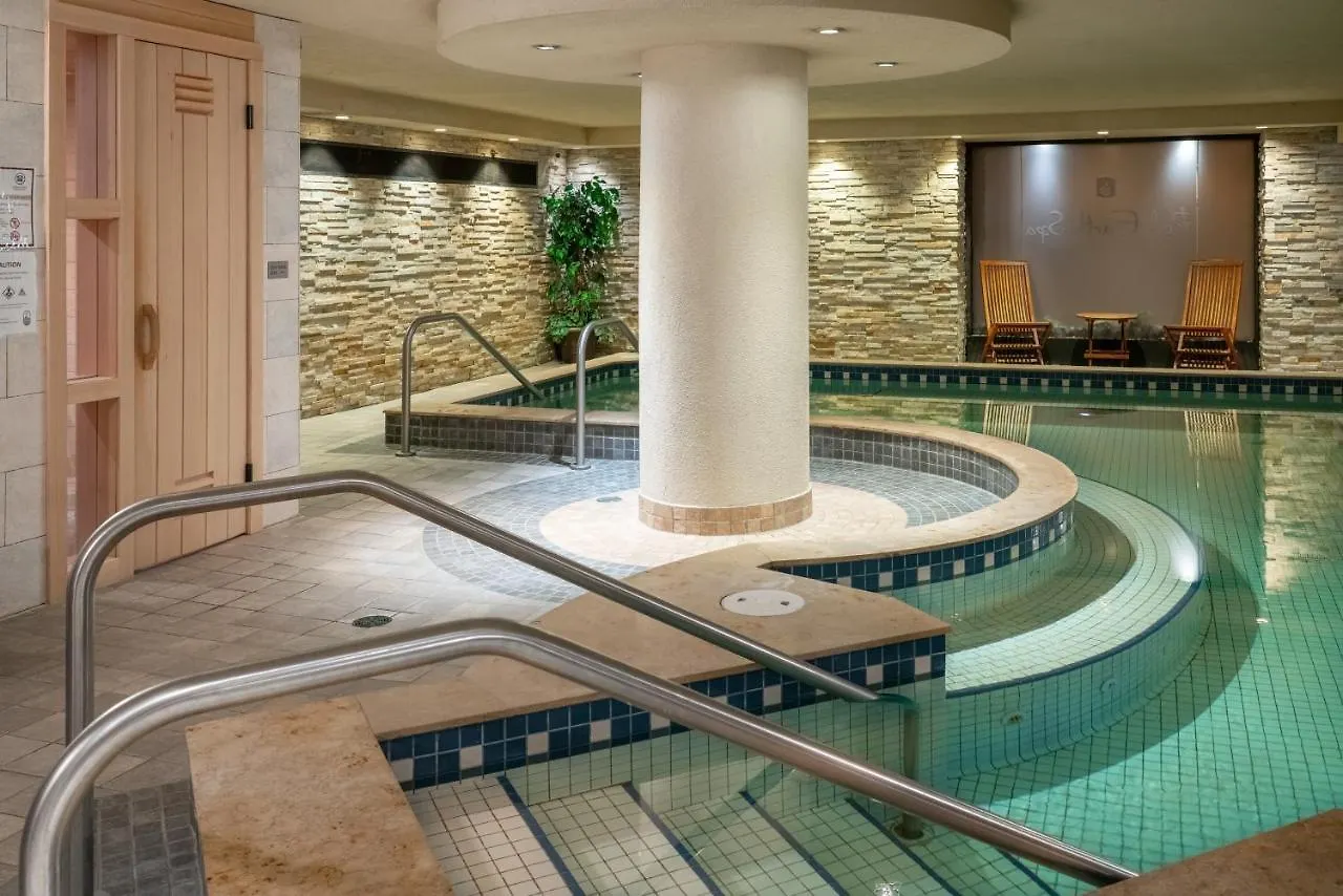Banff Caribou Lodge And Spa Canada