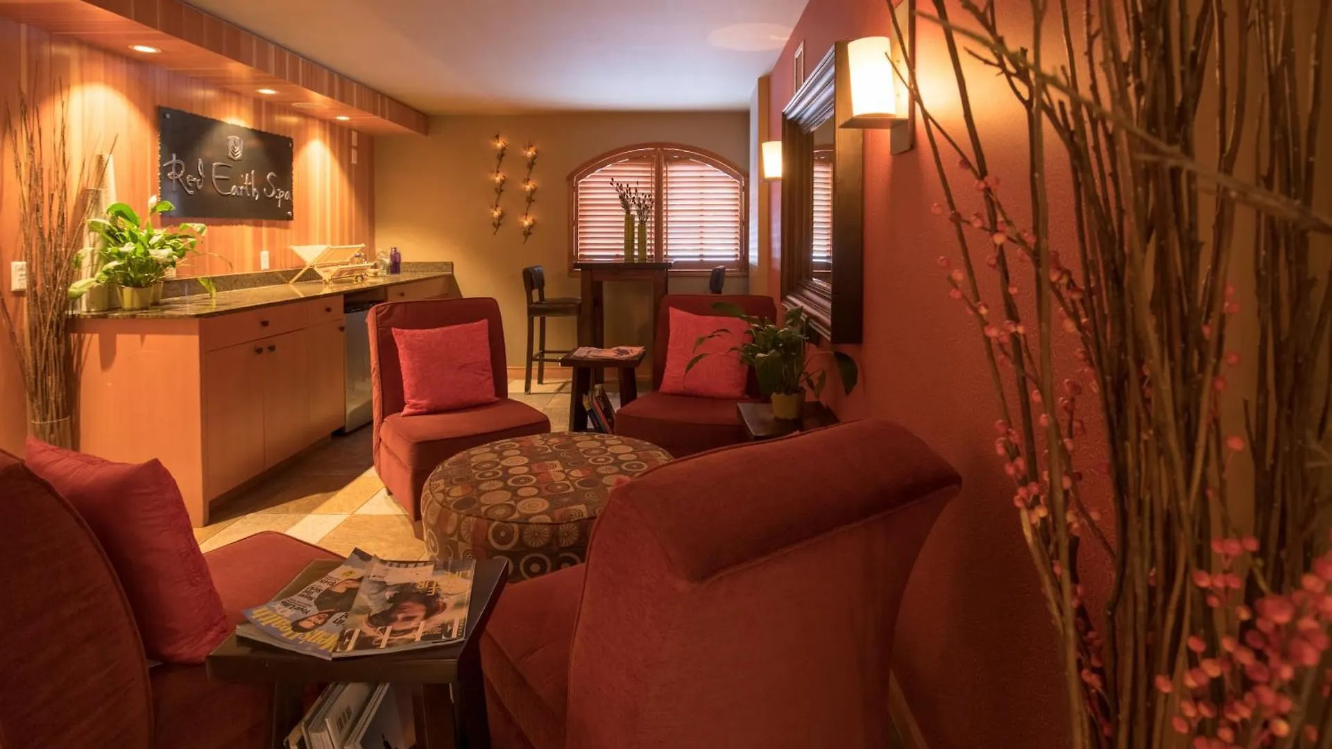Banff Caribou Lodge And Spa Hotel