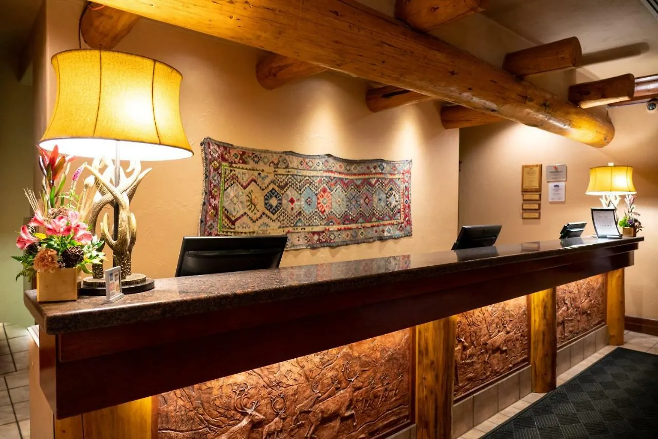 Banff Caribou Lodge And Spa Hotel